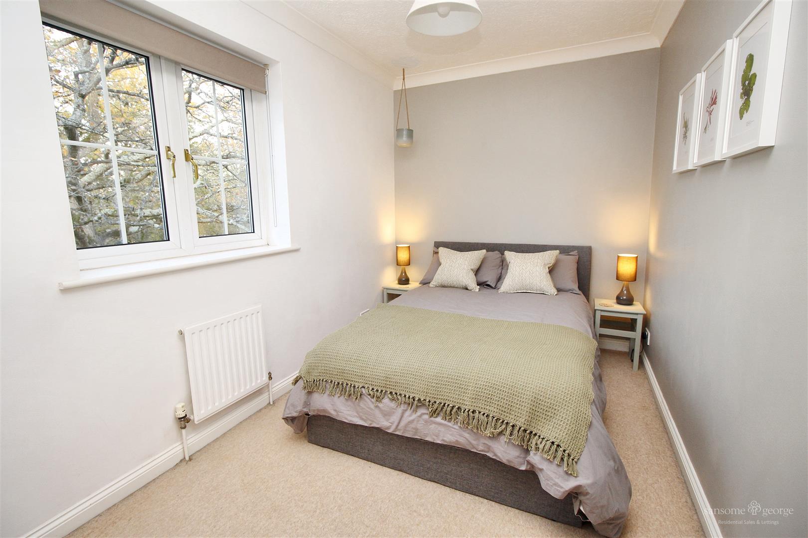 Roebuck Rise, Tilehurst, Reading